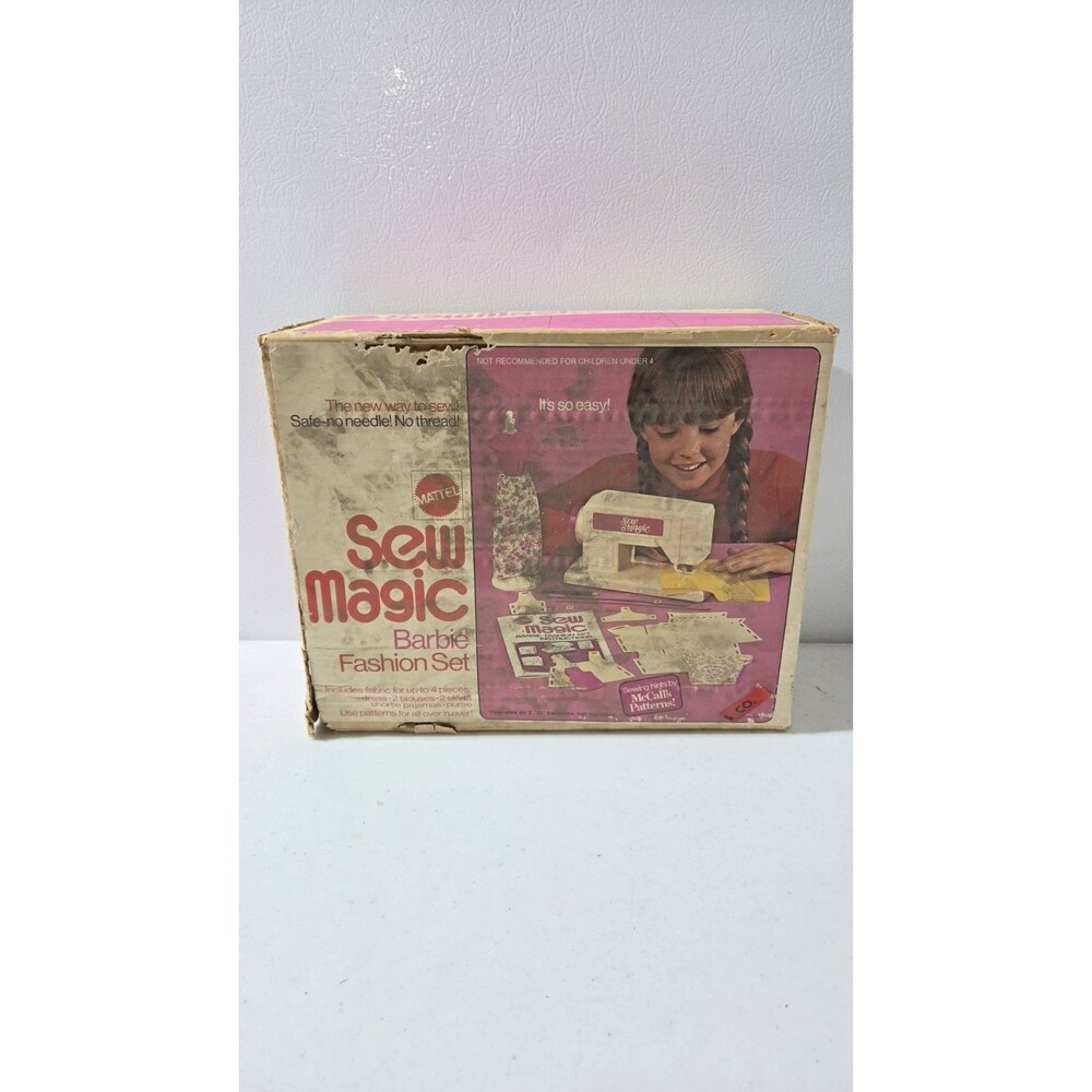 Mattel Barbie Sew Magic Fashion Set Vintage Dress Skirt Pajamas 8670 READ